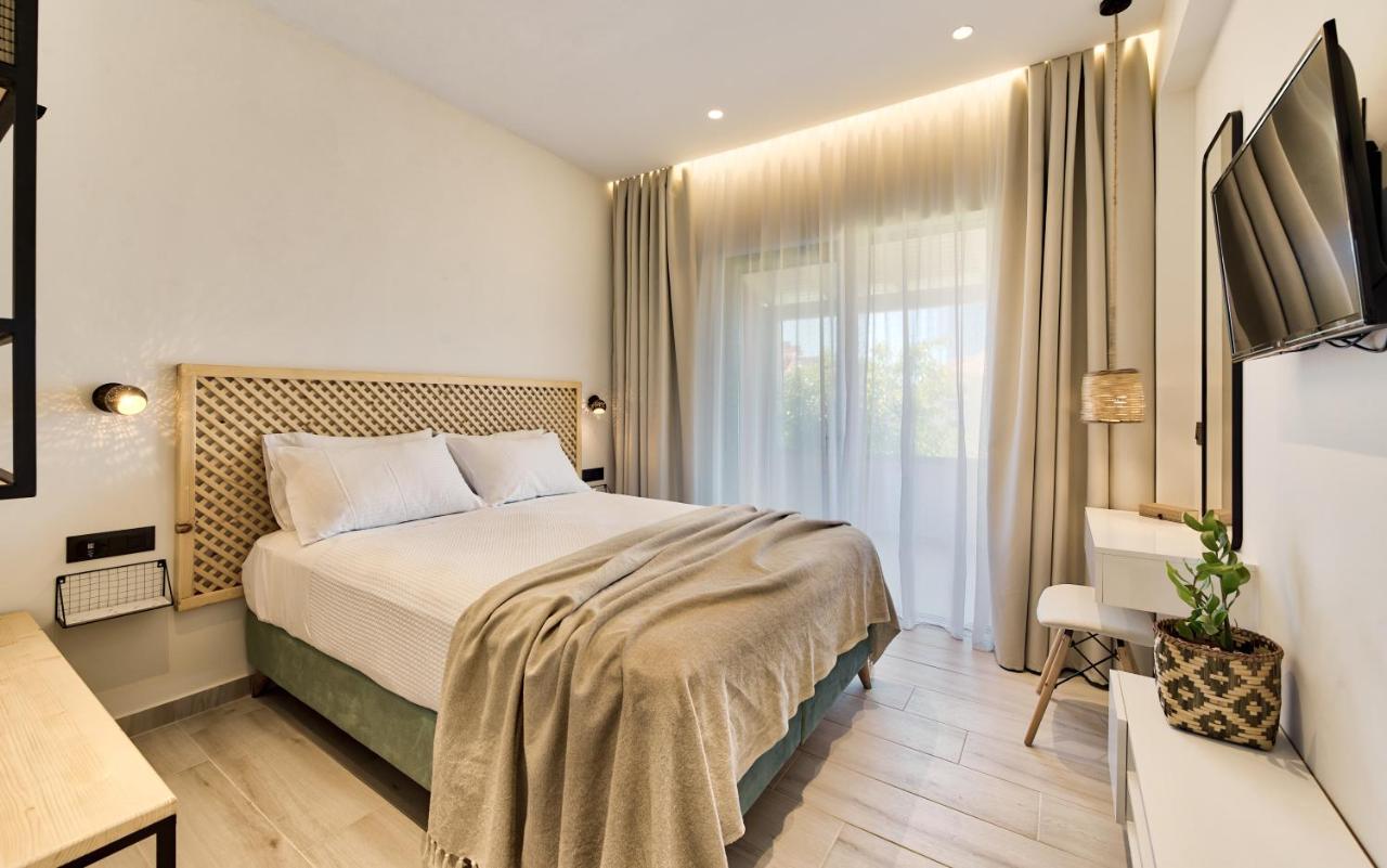 Aparthotel Nomas Living 3*