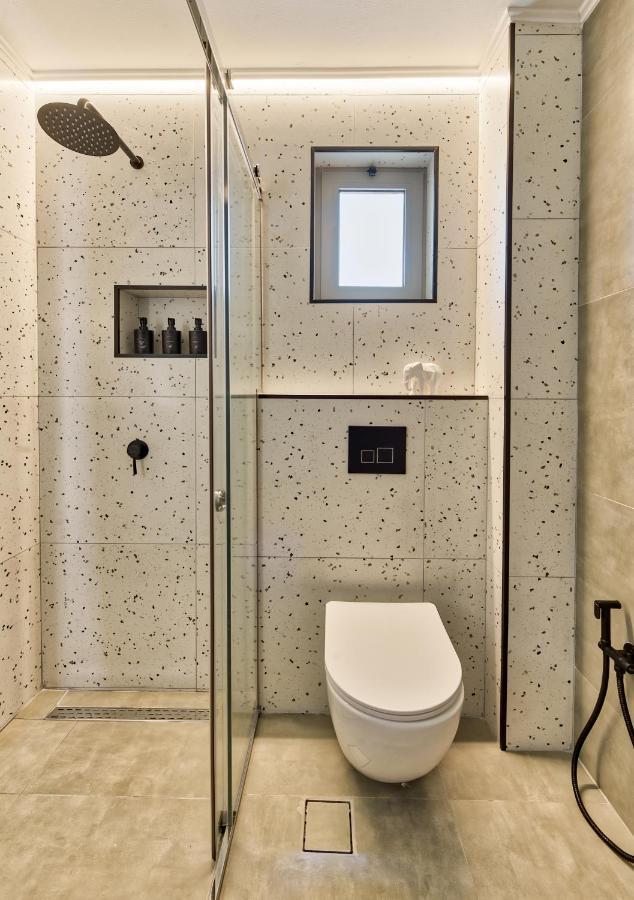Nomas Living Aparthotel 3*